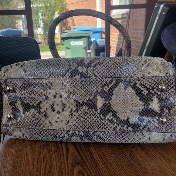 Michael Kors Hamilton Python Snake Embossed Leather Shoulder Bag - Picture 16 of 16